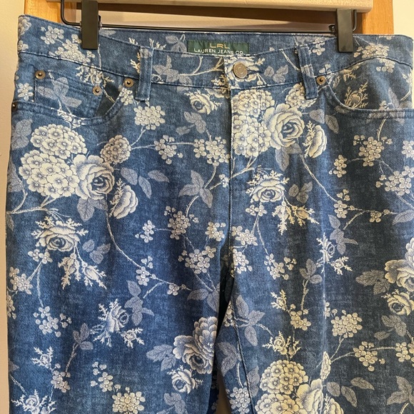 Lauren Ralph Lauren SZ 8 Floral Jeans! - Picture 2 of 13